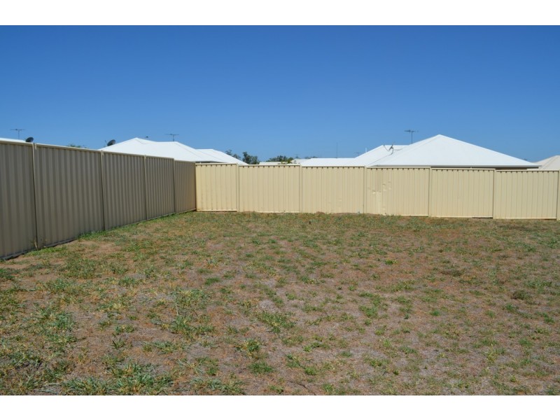 13 Windemere Street, Emerald QLD 4720