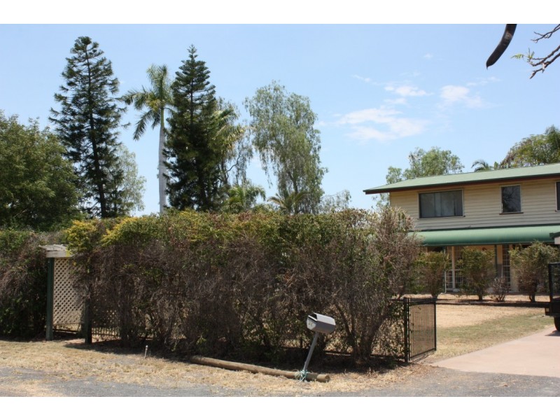 34 Braeside Road, Emerald QLD 4720