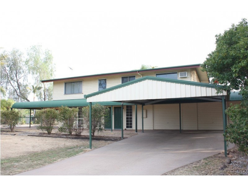 34 Braeside Road, Emerald QLD 4720
