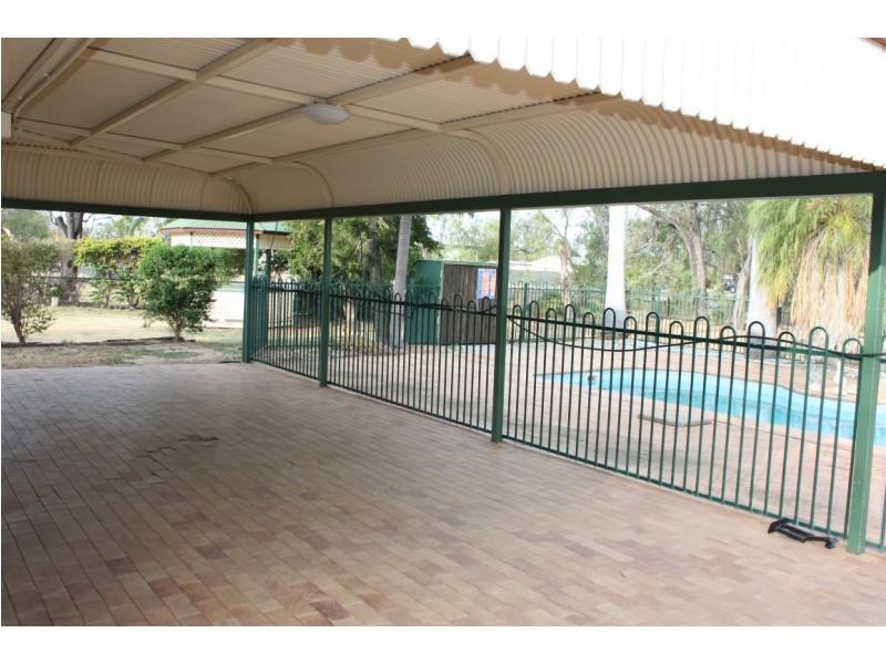 34 Braeside Road, Emerald QLD 4720