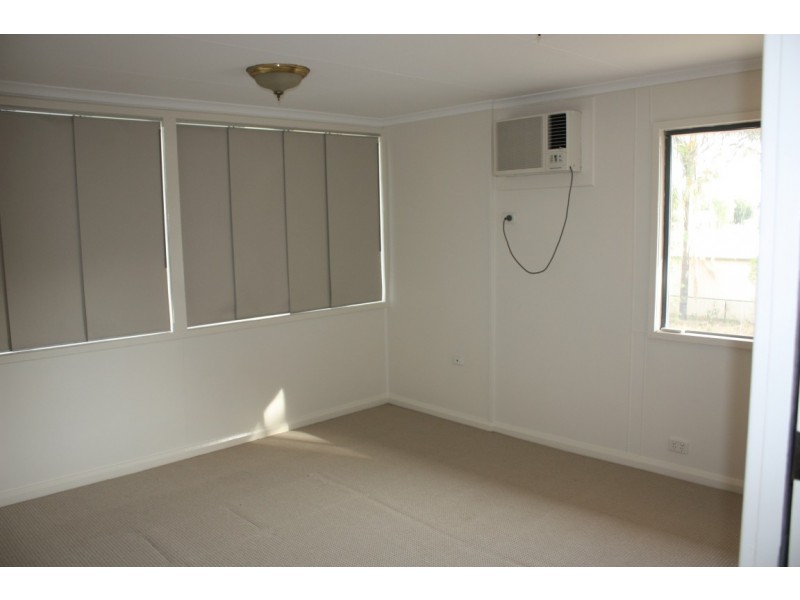 34 Braeside Road, Emerald QLD 4720