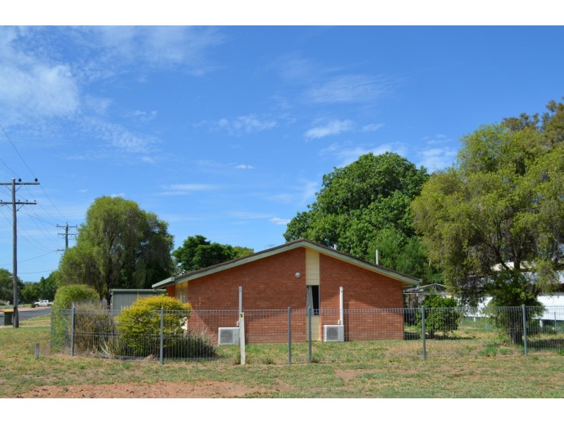 88 Anakie Street, Emerald QLD 4720
