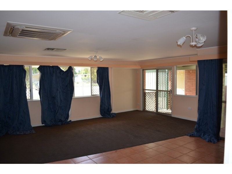 88 Anakie Street, Emerald QLD 4720