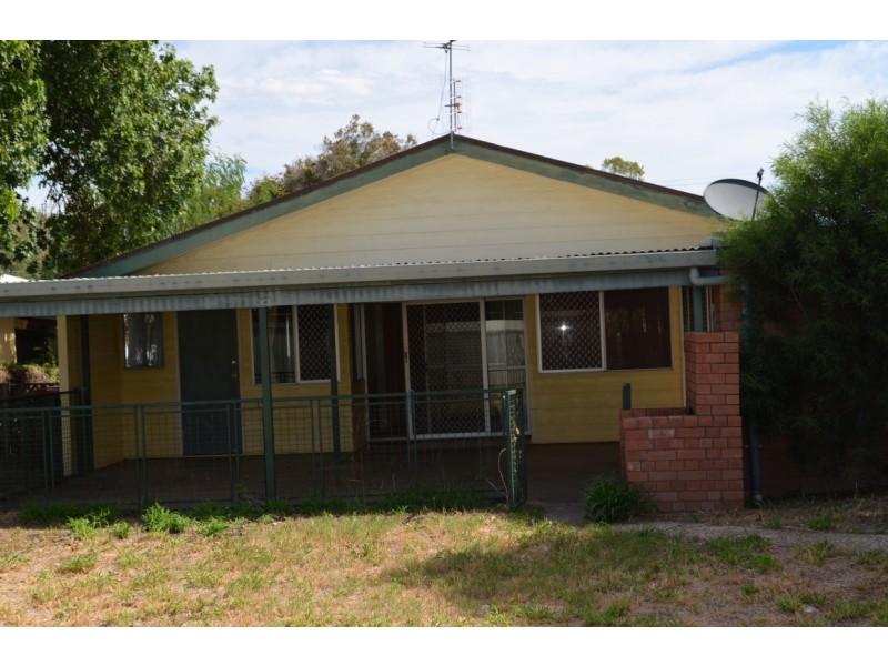 88 Anakie Street, Emerald QLD 4720