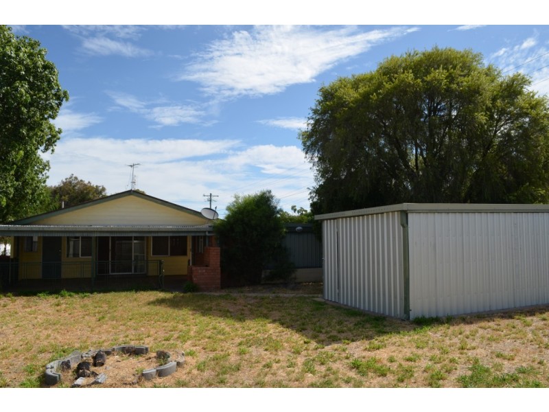 88 Anakie Street, Emerald QLD 4720
