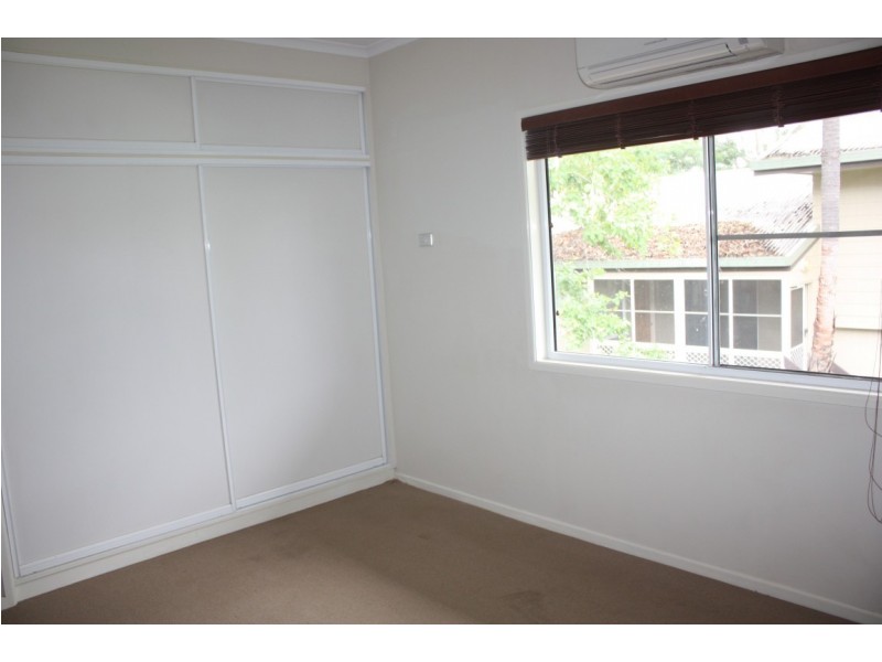 5 Thomas Place, Emerald QLD 4720