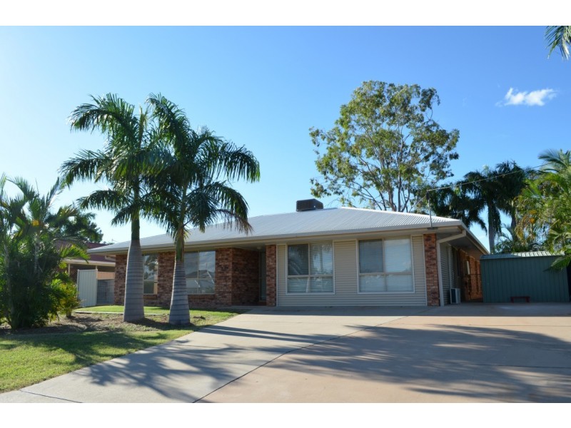 7 Crozier Crescent, Emerald QLD 4720