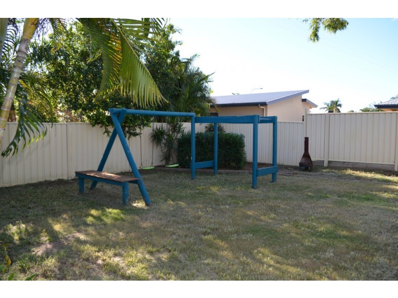 7 Crozier Crescent, Emerald QLD 4720