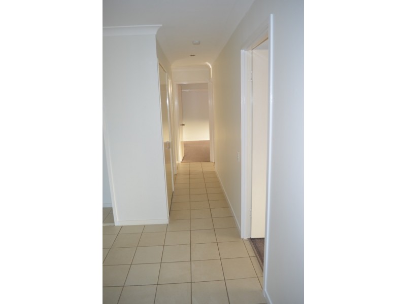7 Crozier Crescent, Emerald QLD 4720