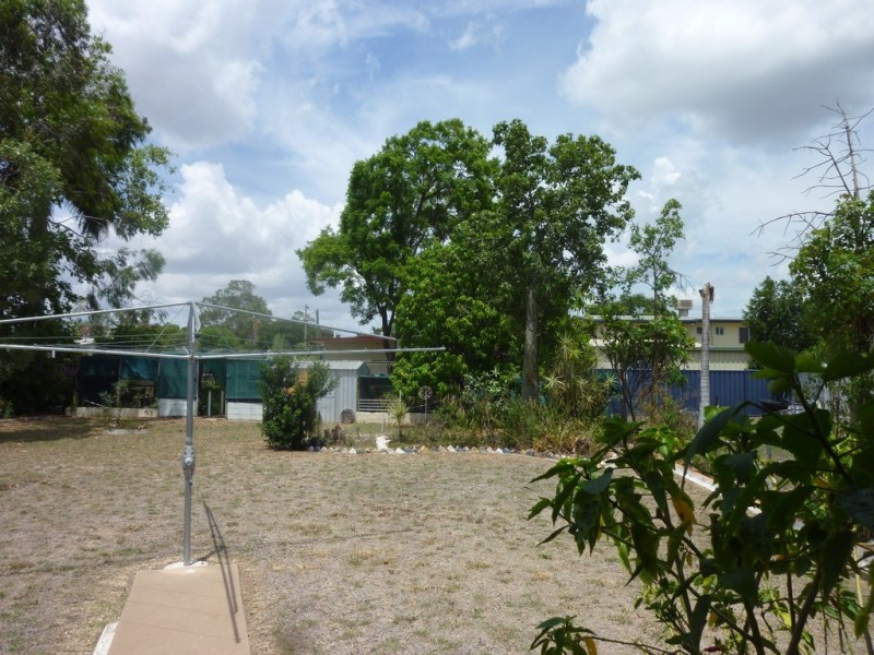 10 Copland Street, Emerald QLD 4720