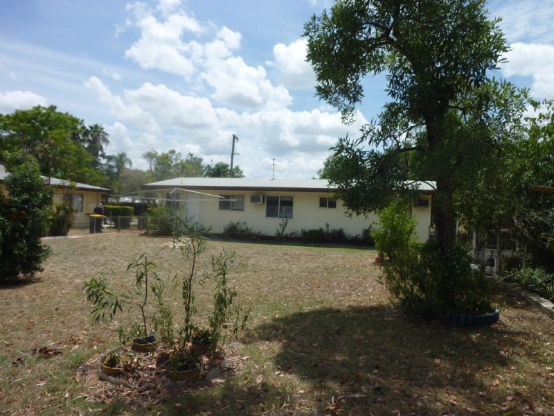 10 Copland Street, Emerald QLD 4720