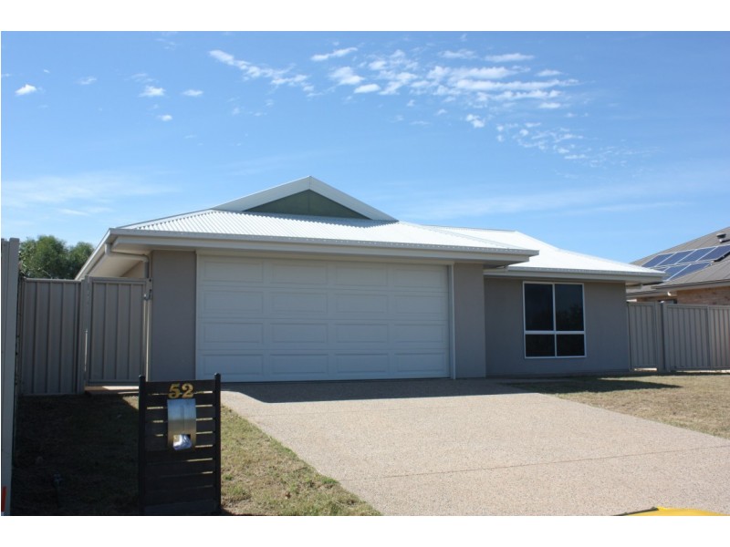 52 Lakeside Drive, Emerald QLD 4720