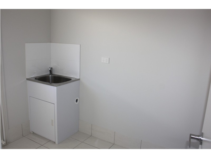 52 Lakeside Drive, Emerald QLD 4720