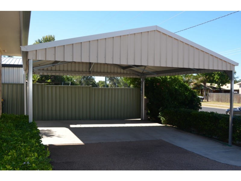 1 / 16 White, Emerald QLD 4720