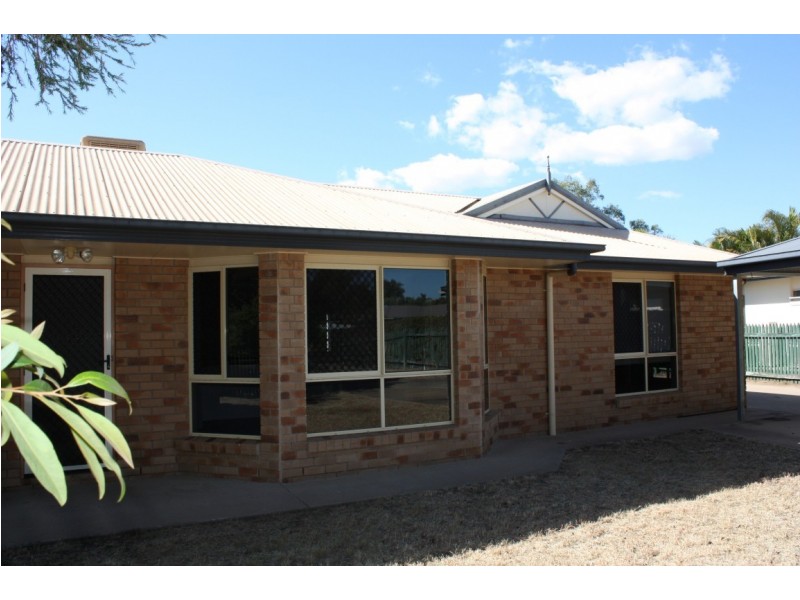 22 Kidd Street, Emerald QLD 4720