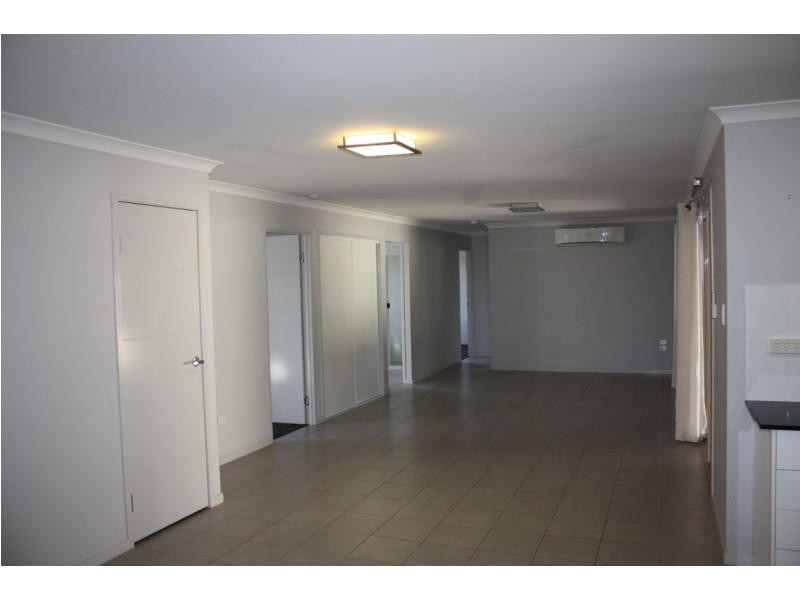 22 Kidd Street, Emerald QLD 4720