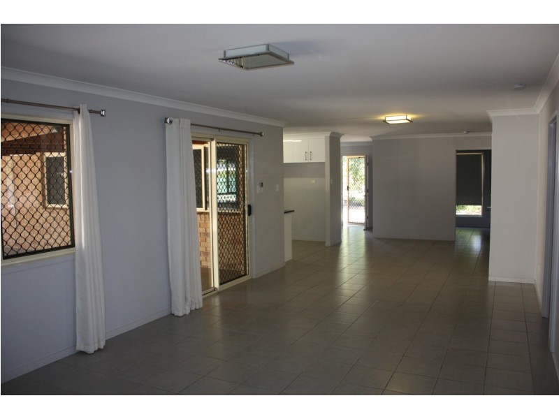 22 Kidd Street, Emerald QLD 4720