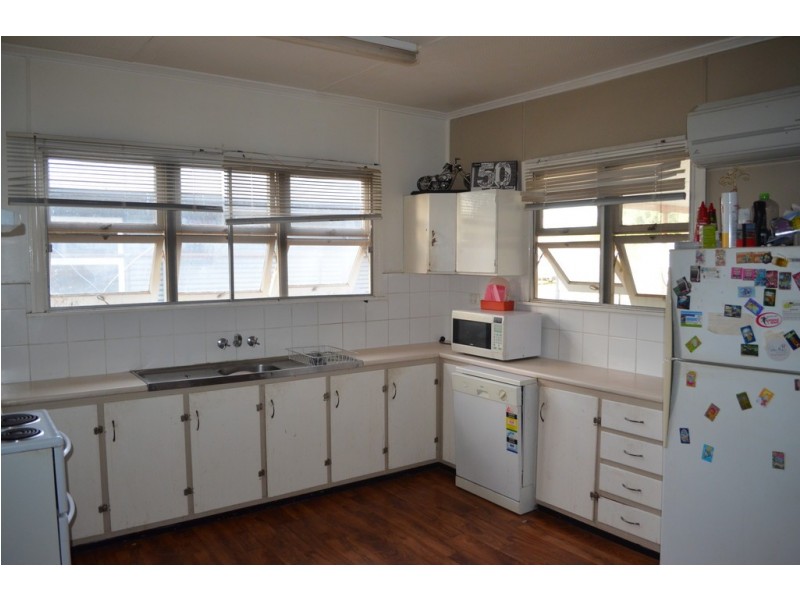 103 Ruby Street, Emerald QLD 4720