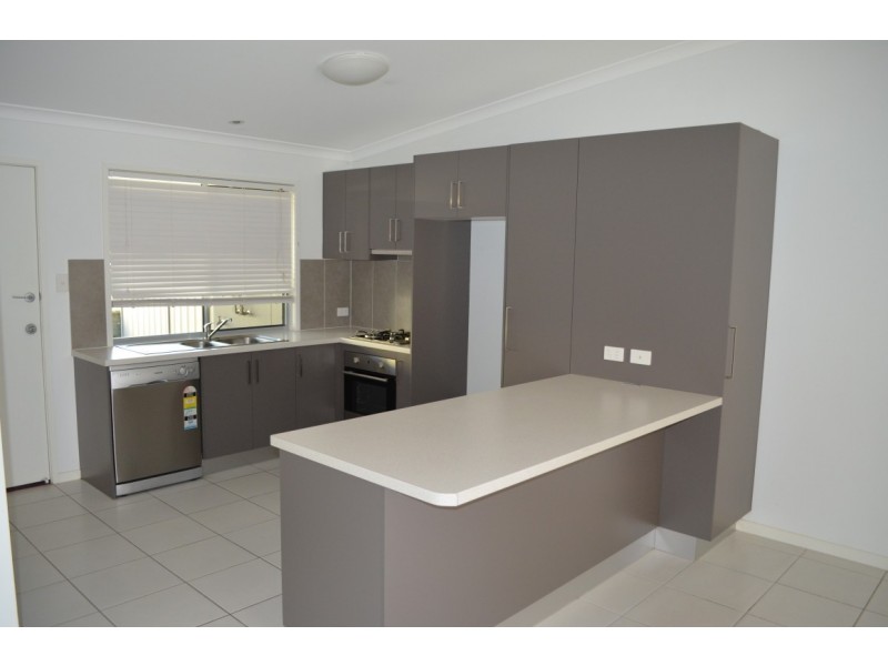 23/8 Hillcrest Street, Emerald QLD 4720
