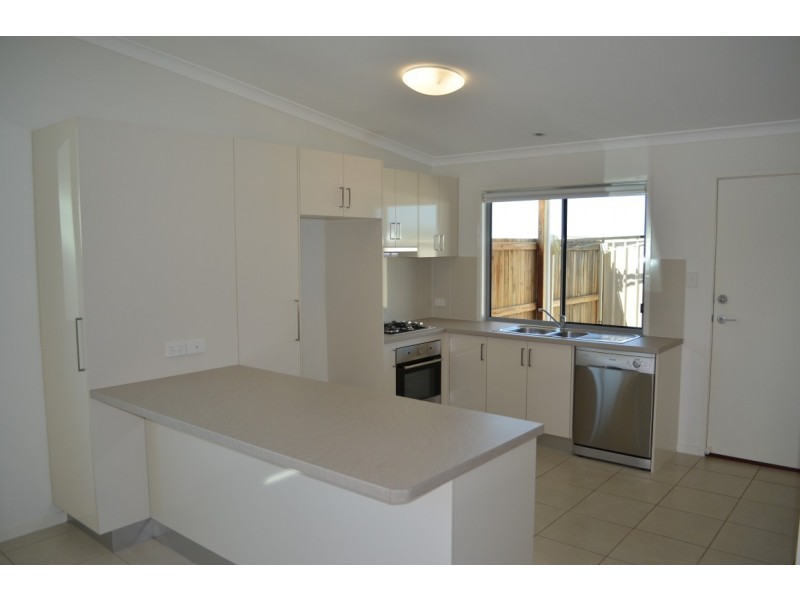 18/8 Hillcrest Street, Emerald QLD 4720