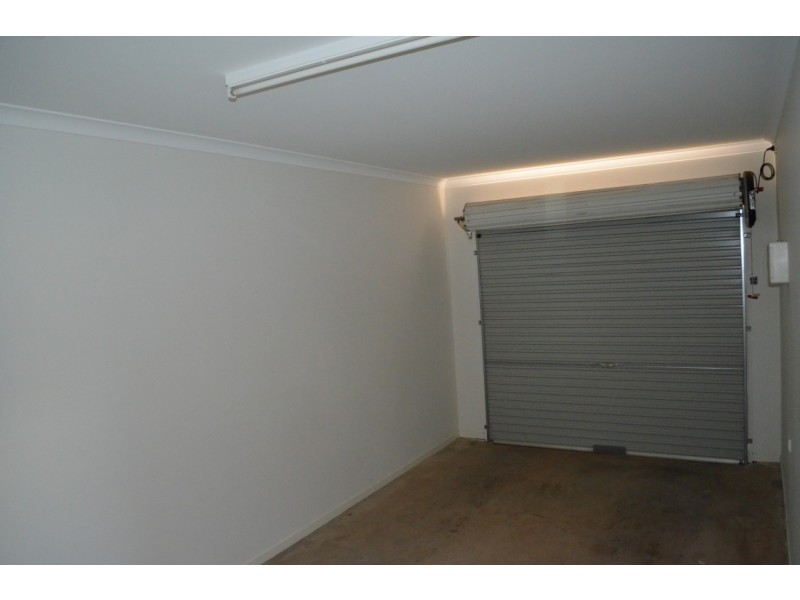 18/8 Hillcrest Street, Emerald QLD 4720