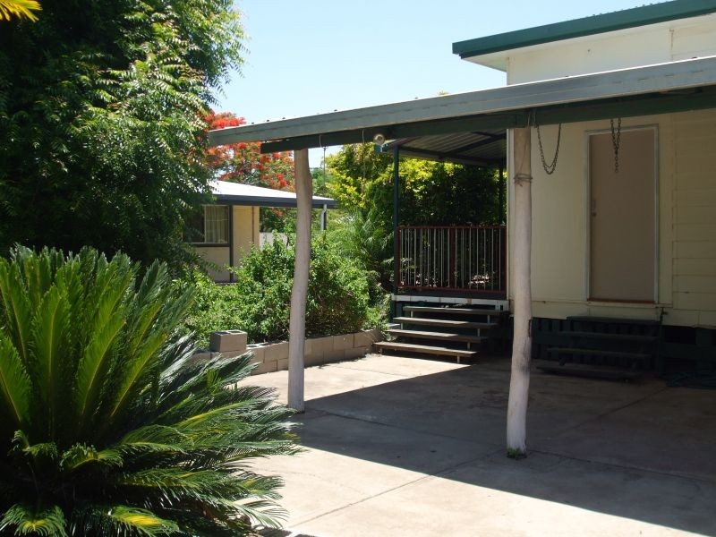 20 Diamond Avenue, Emerald QLD 4720