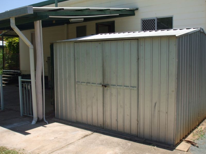 20 Diamond Avenue, Emerald QLD 4720