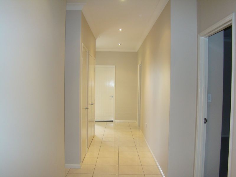 13a Mooney Crescent, Emerald QLD 4720