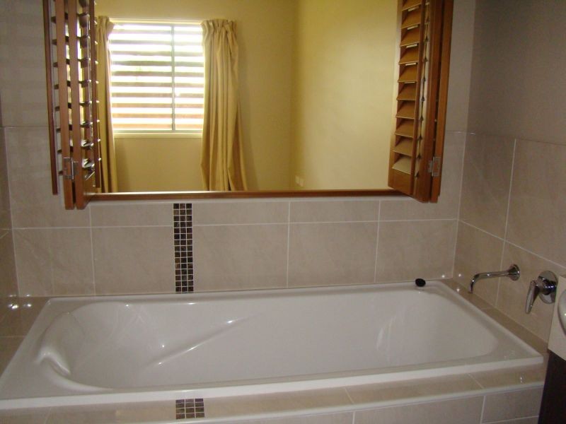 13a Mooney Crescent, Emerald QLD 4720