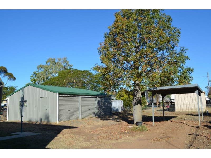 8 Moran Street, Capella QLD 4723