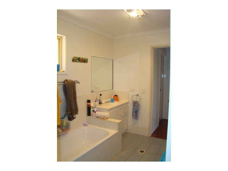 80 Gray Street, Emerald QLD 4720