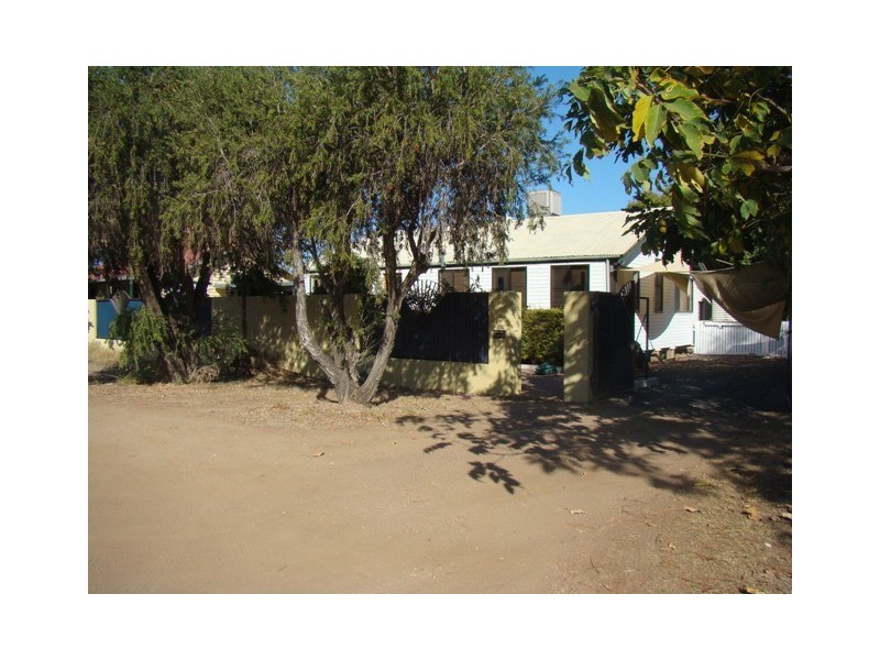 17 New Street, Emerald QLD 4720