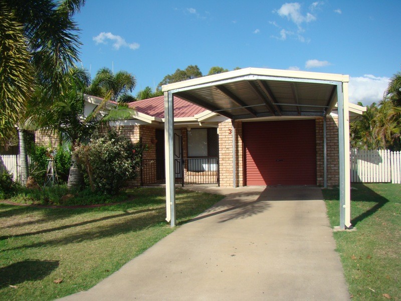 3 Crystal Court, Emerald QLD 4720