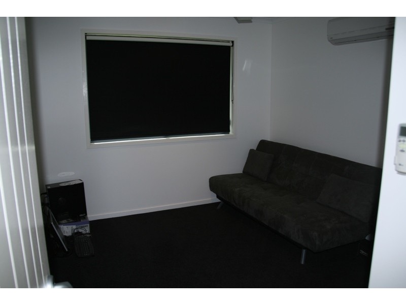 2/28  Saville Street, Emerald QLD 4720