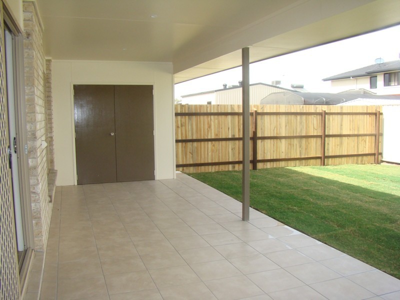 2/30 Haswell Street, Emerald QLD 4720