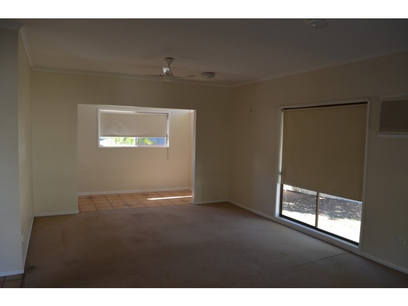 6 Kathleen Court, Emerald QLD 4720