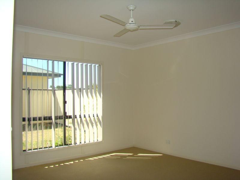 3 Glovar Street, Emerald QLD 4720