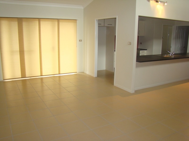 1 Paperbark Place, Emerald QLD 4720