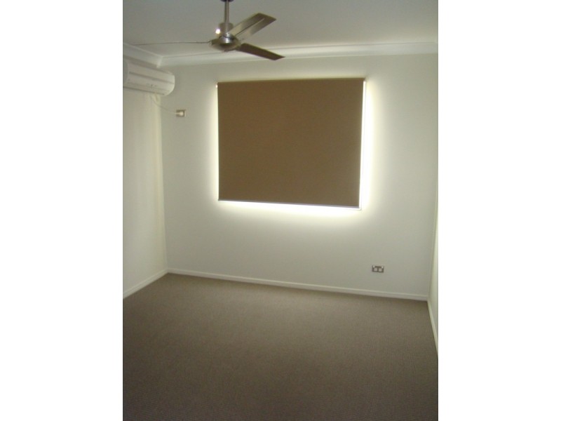 1 Paperbark Place, Emerald QLD 4720