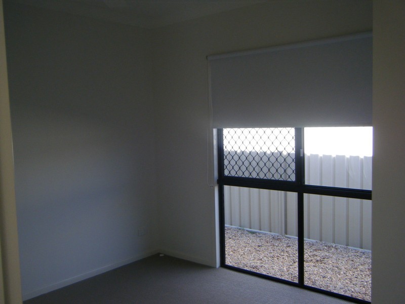 8 Charlton Drive, Emerald QLD 4720