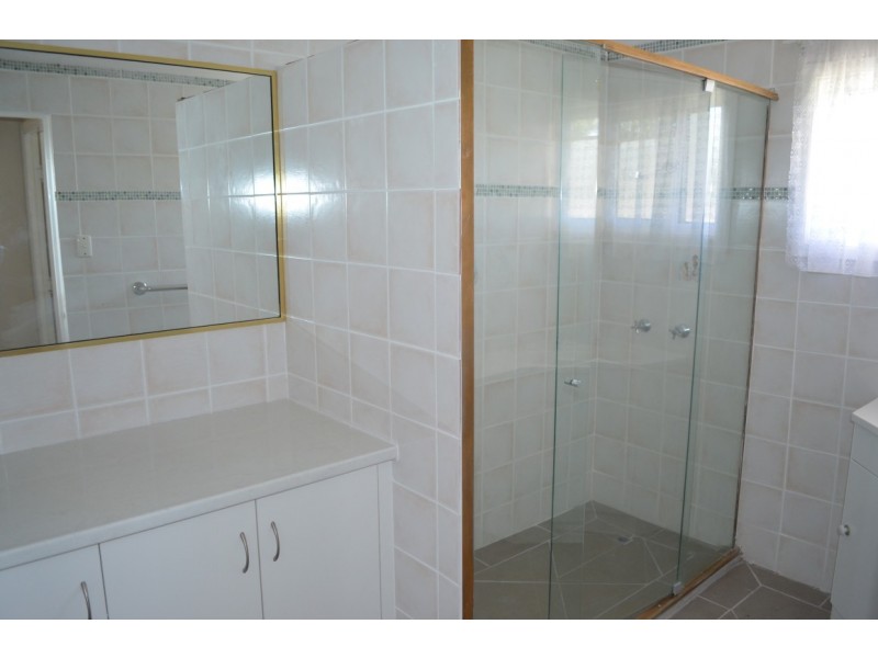 26 Diamond Avenue, Emerald QLD 4720