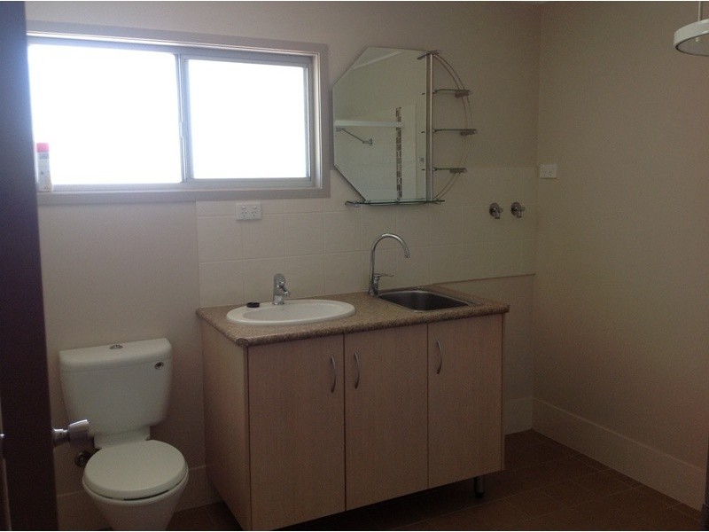 4/99 Borilla Street, Emerald QLD 4720