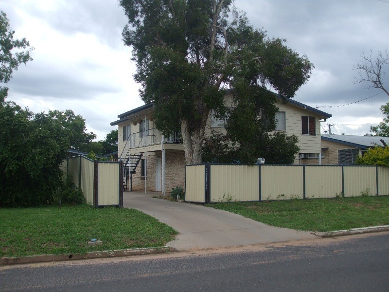 23 Dundas Street, Emerald QLD 4720