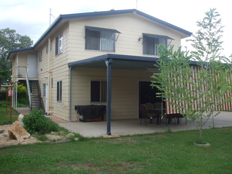 23 Dundas Street, Emerald QLD 4720