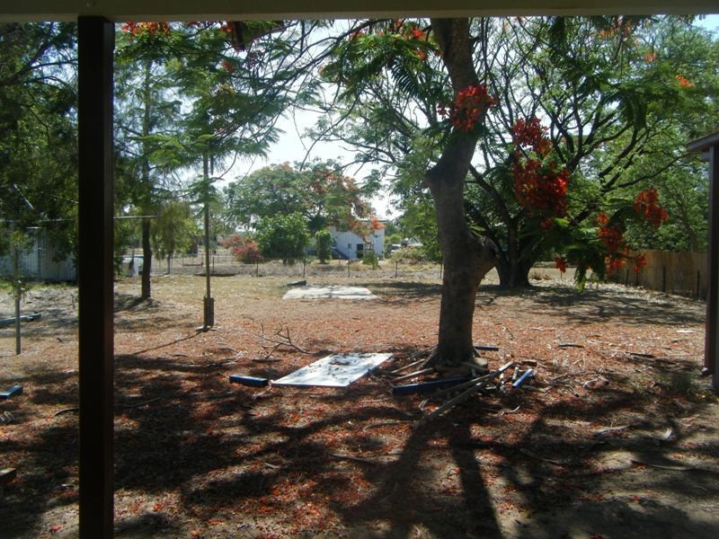 19 Dundas Street, Emerald QLD 4720