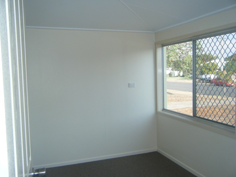 12 Little Street, Emerald QLD 4720