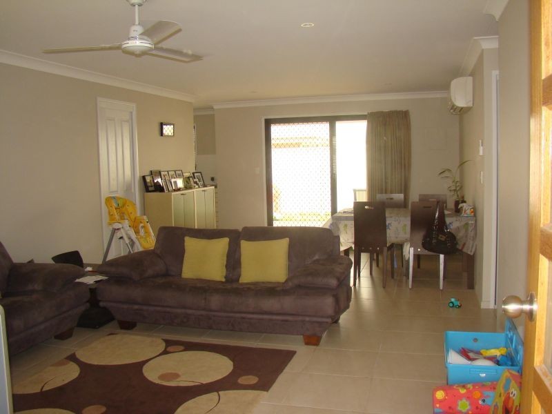 2/40 Mayfair Drive, Emerald QLD 4720