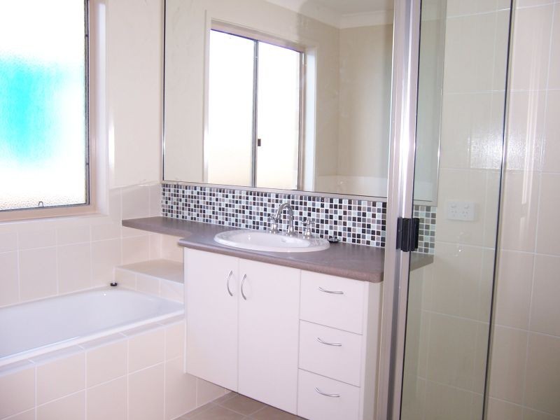 5 Coldstream Street, Emerald QLD 4720