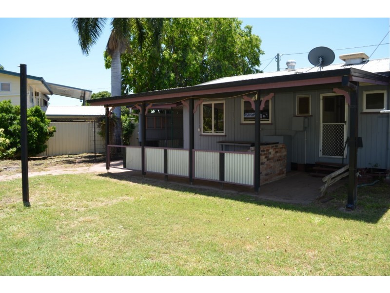 28 Old Airport Drive, Emerald QLD 4720