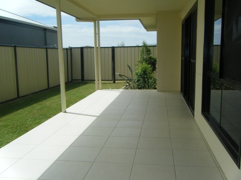 7 Glovar Street, Emerald QLD 4720